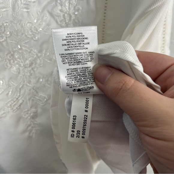 Express white embossed babydoll tank top size medium square neckline embroidery - Picture 5 of 5